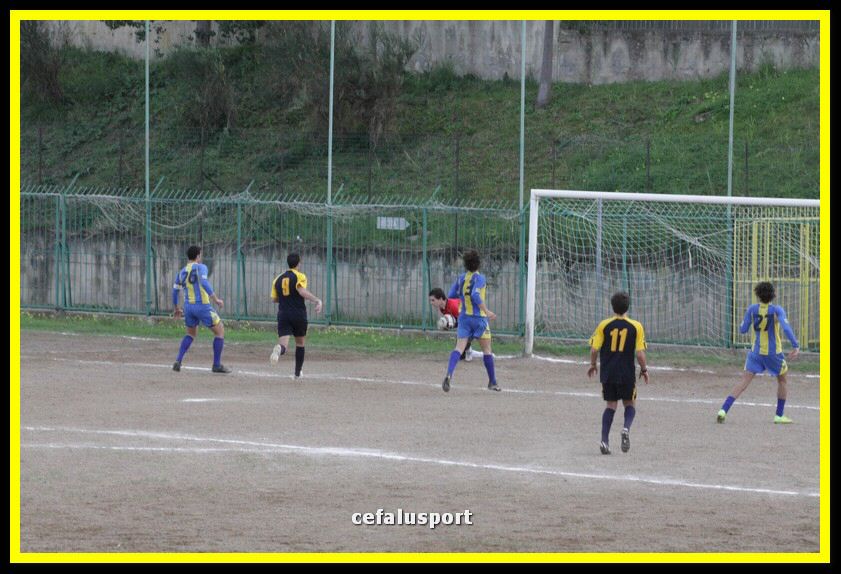 111210 Futura 139_tn.jpg